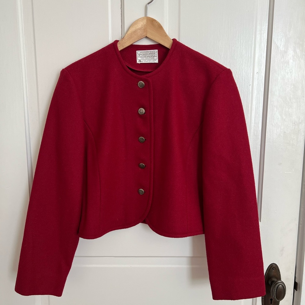 Pendleton vintage women’s red jacket